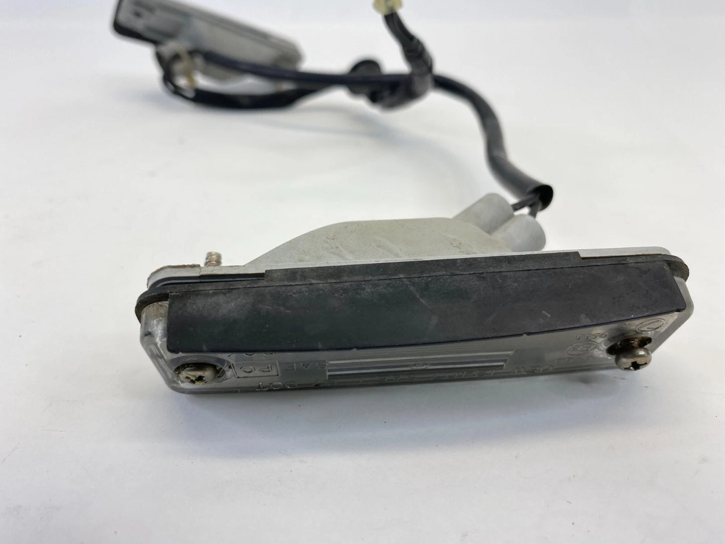 2003-2007 SUBARU FORESTER REAR TRUNK LICENSE PLATE LIGHT LAMP PAIR SET OEM