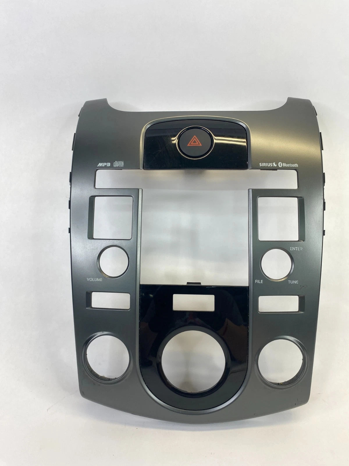 2010-2013 KIA FORTE RADIO DASH BEZEL TRIM CLIMATE CONTROL SURROUND COVER