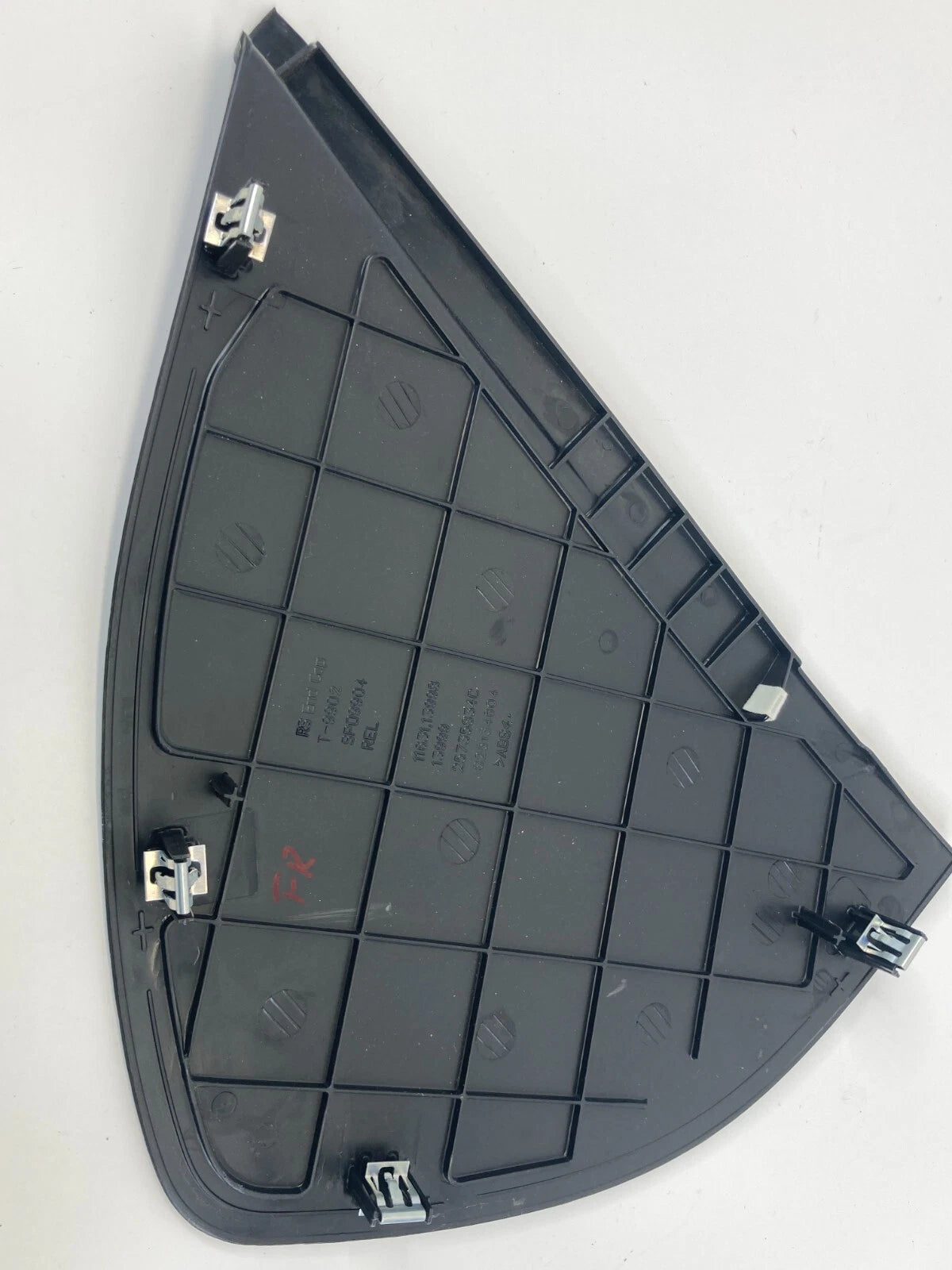 05-11 CADILLAC STS RIGHT DASH END CAP INTERIOR FUSE BOX COVER TRIM 25735834C OEM