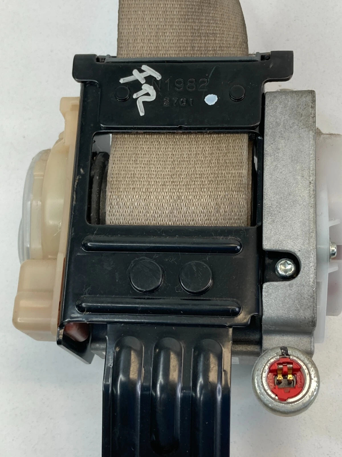 02 03 INFINITI QX4 SUV FRONT RIGHT SEAT BELT SHOULDER RETRACTOR TK-AB2-G1750 OEM