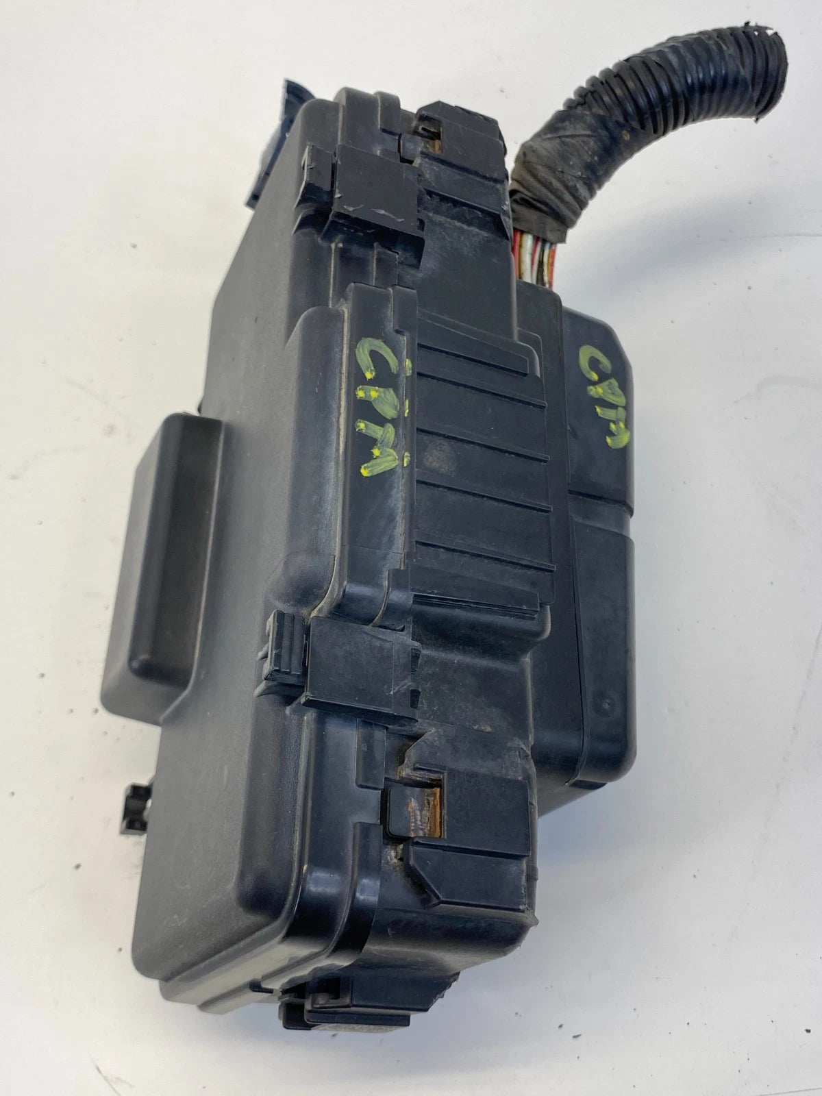 2007-2011 HONDA ELEMENT 2.4L UNDER HOOD ENGINE FUSE BOX RELAY BLOCK SCV-A0 OEM