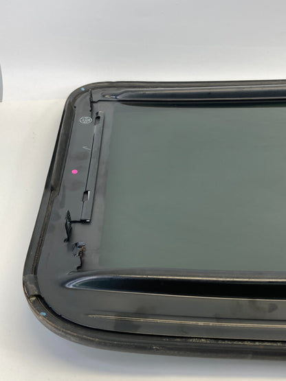 2004-2013 Toyota Highlander Sunroof Sun Roof Window Glass Assembly OEM