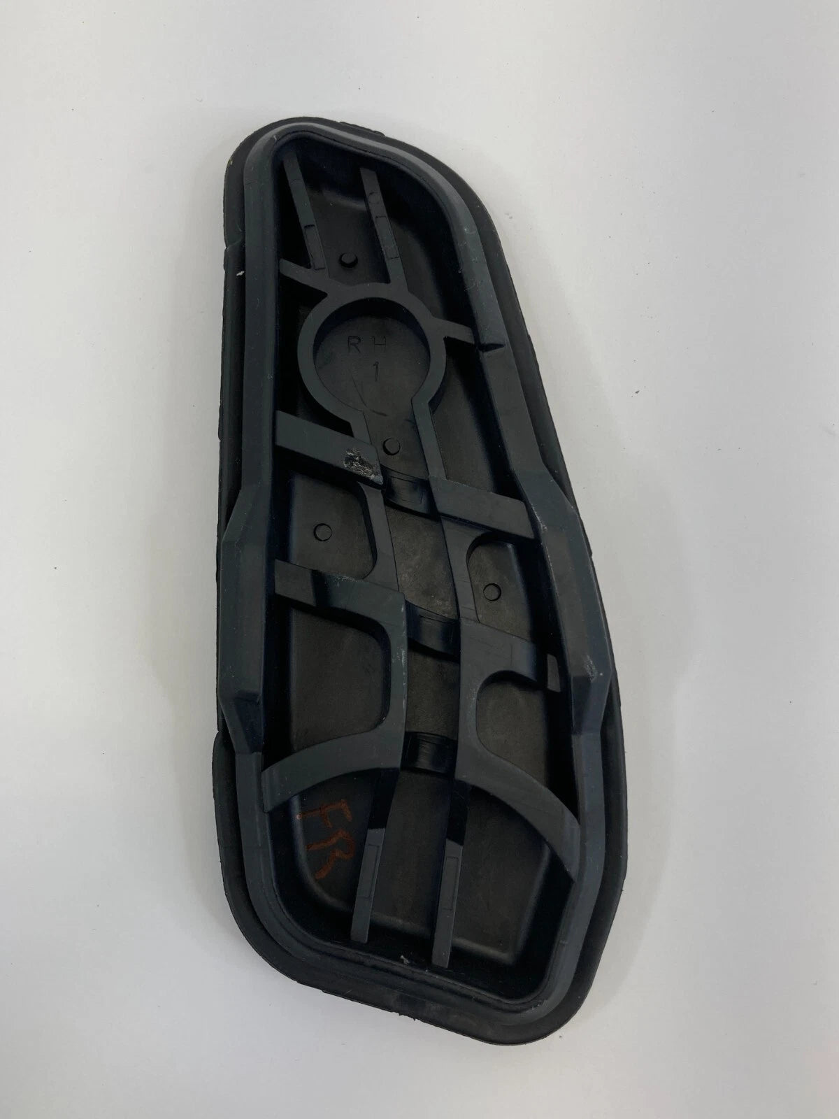 04-12 MITSUBISHI GALANT FRONT RIGHT SIDE INNER DOOR CORNER COVER MIRROR BEZEL