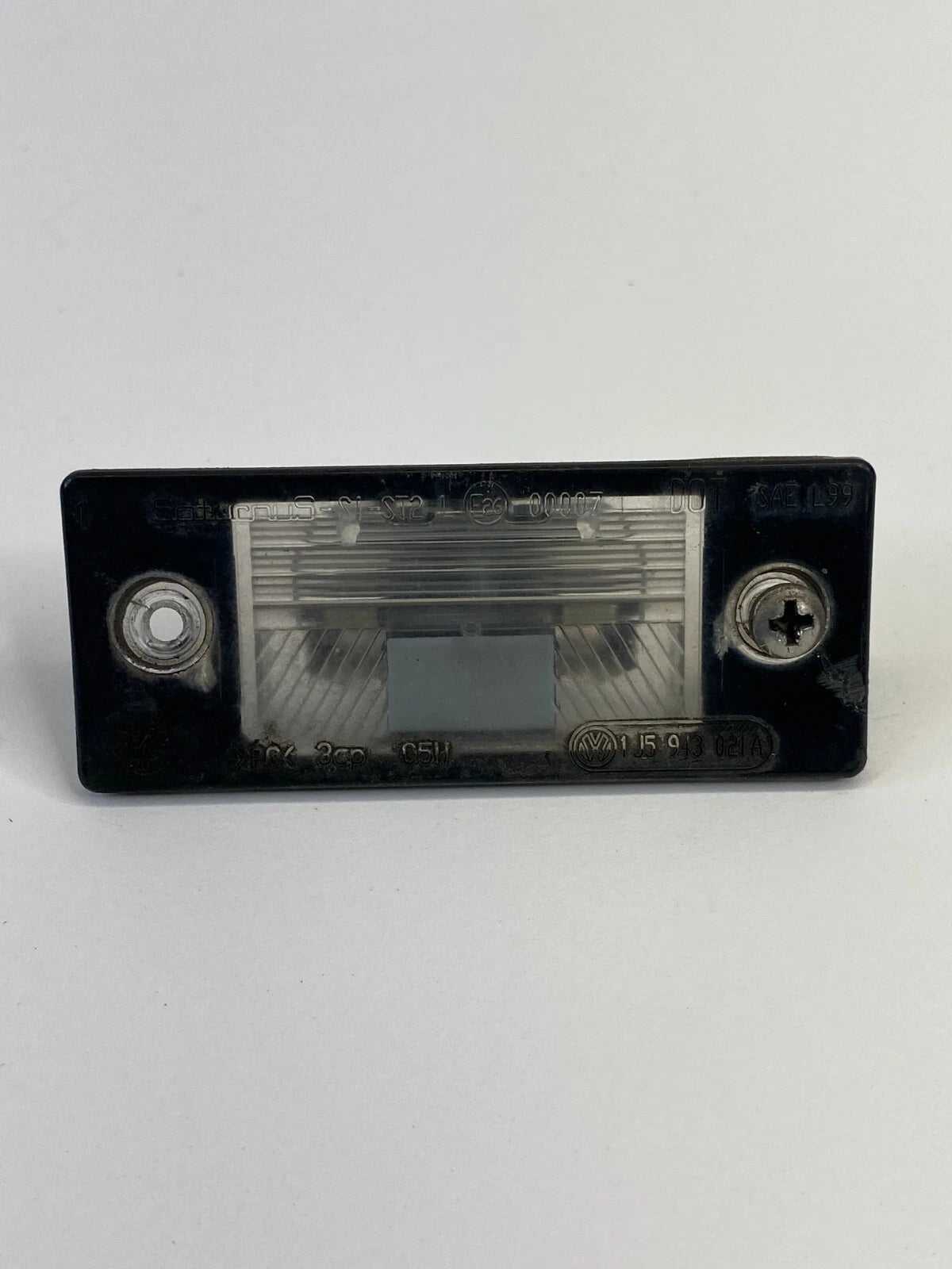 2001-2005 VOLKSWAGEN PASSAT WAGON REAR LICENSE PLATE LIGHT LAMP 1J5943021A EOM
