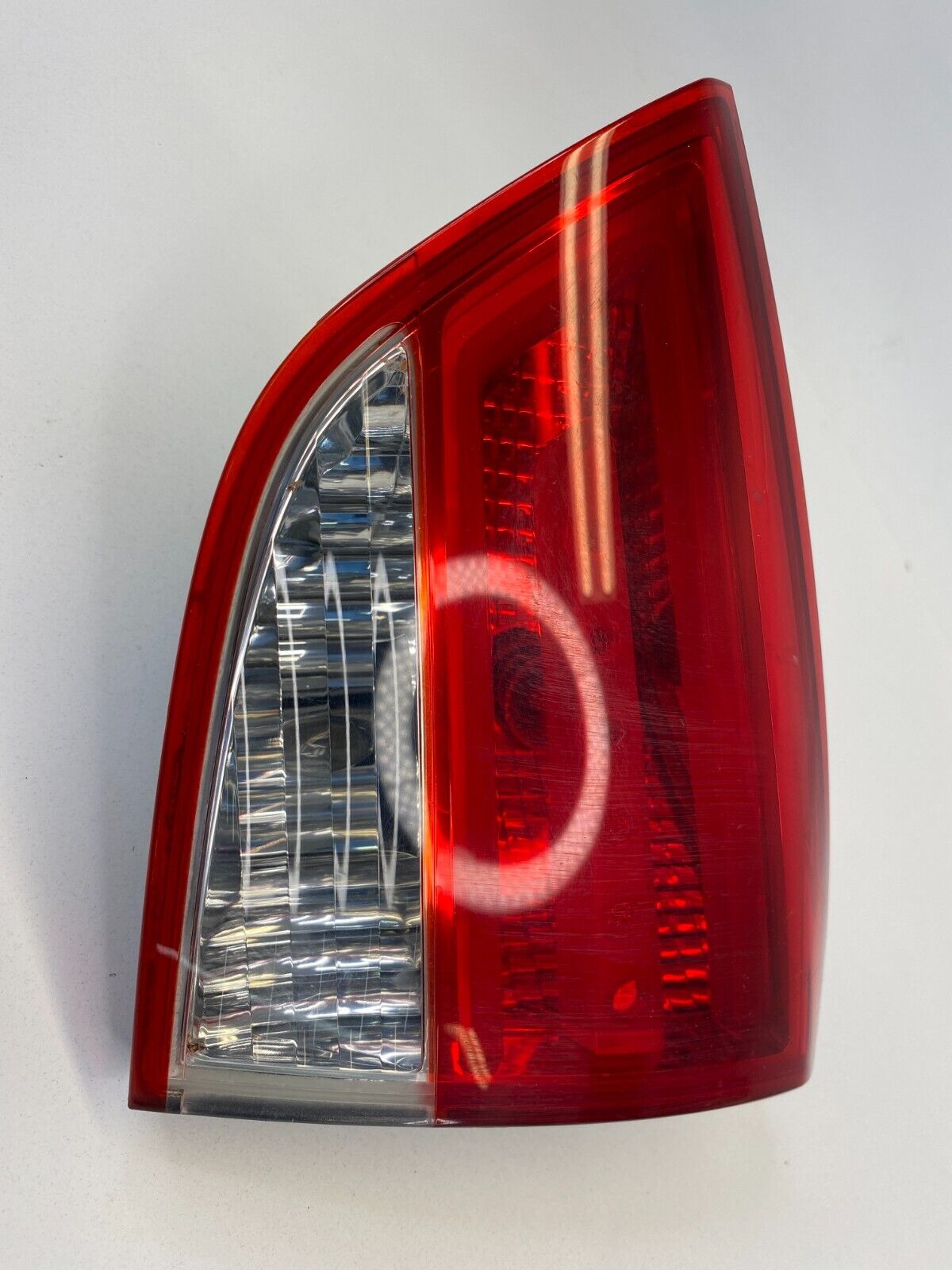 2010-2015 Hyundai Tucson Right Side Tail Light Inner Taillight 92406-2S02 OEM