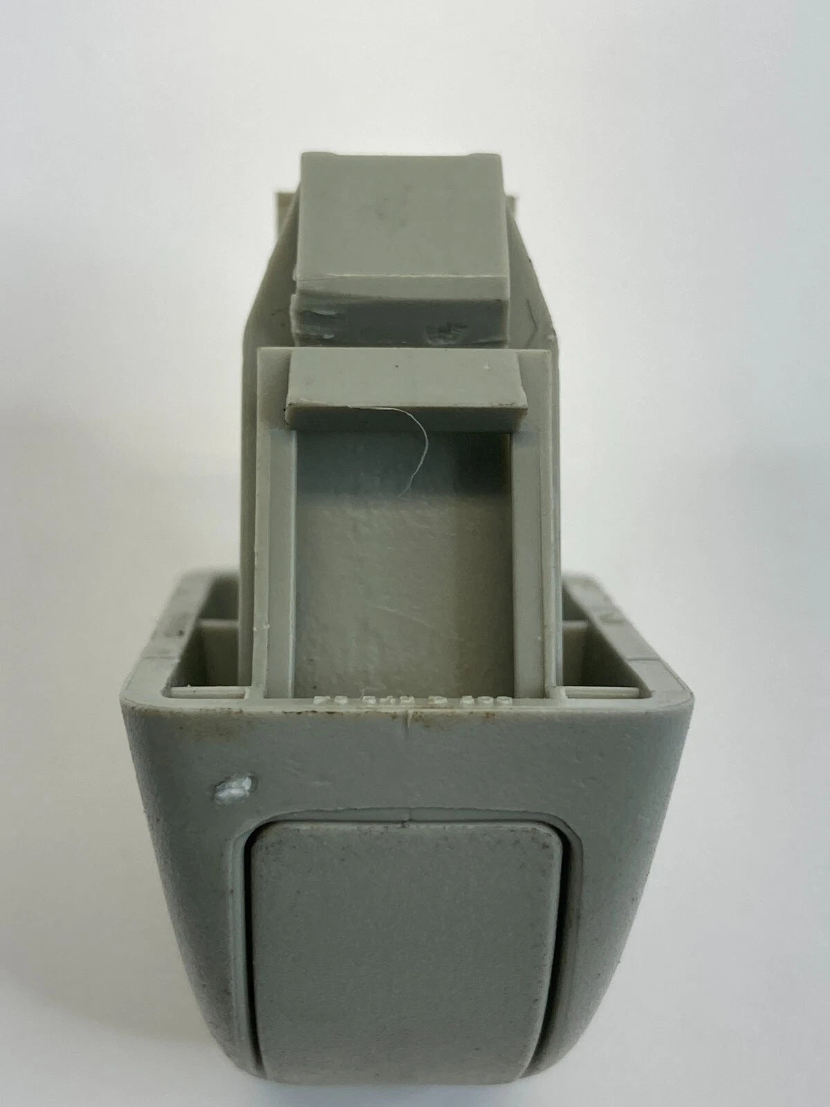 2003-2011 SAAB 9-3 SEDAN ROOF LEFT DRIVER SIDE SUNVISOR SUN VISOR HOLDER CLIP