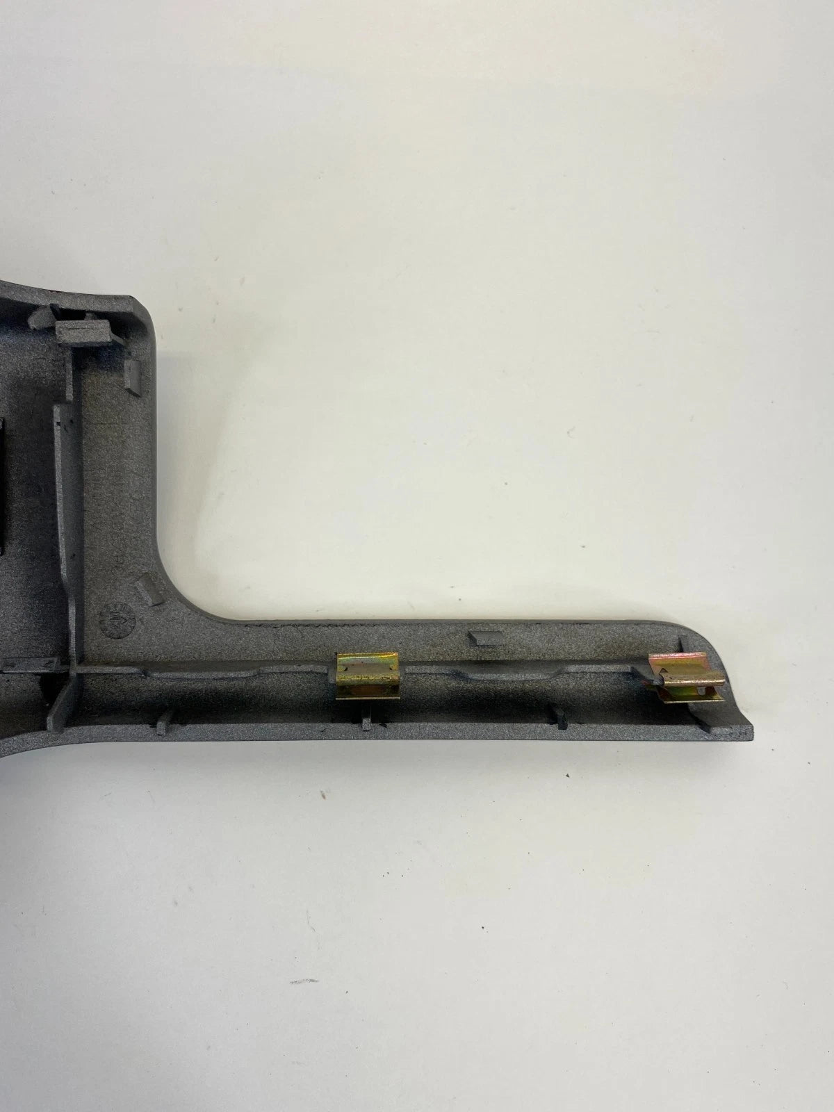 2003-2006 RANGE ROVER FRONT LEFT SIDE INTERIOR DOOR HANDLE COVER TRIM BEZEL OEM