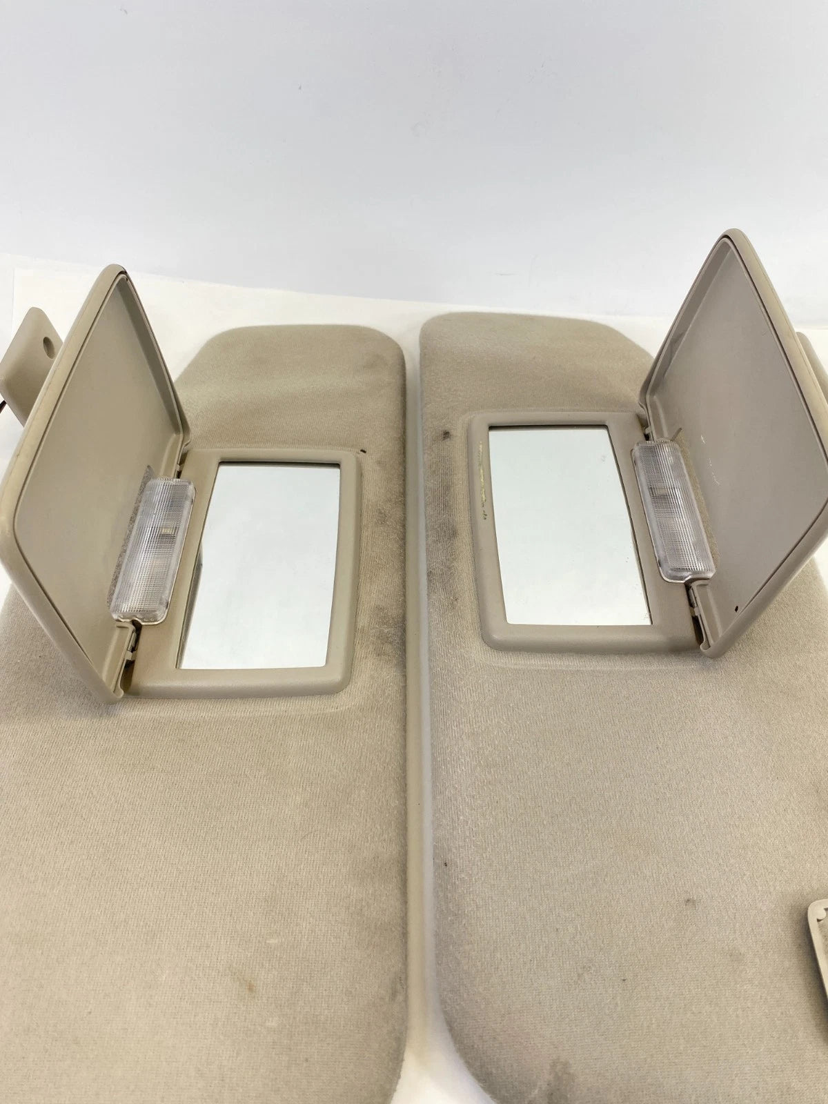 2007-2010 Ford Edge Left & Right Sunvisor Sun Visor SET w Garage Door Opener