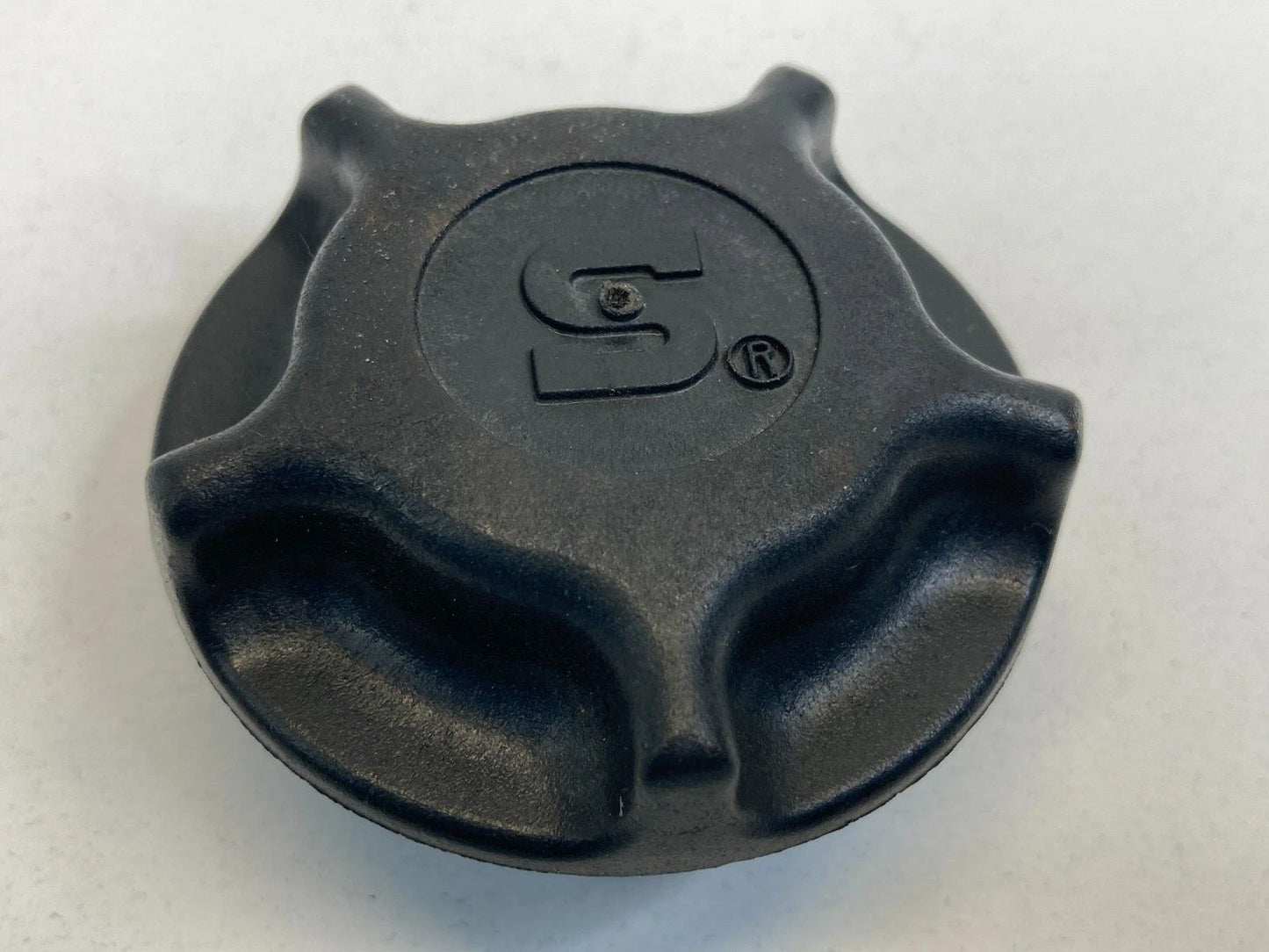 2001-2006 LINCOLN NAVIGATOR BASE 3.5L ENGINE OIL FILLER FLUID CAP LID COVER OEM