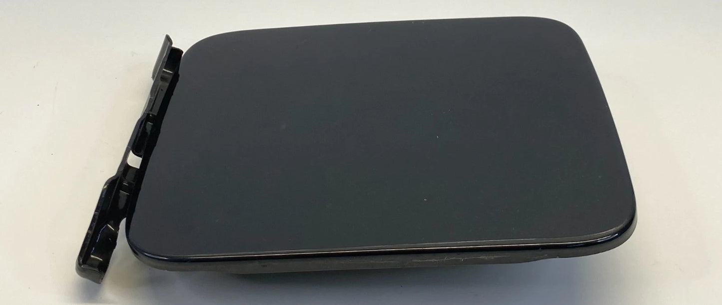 2013-2016 NISSAN PATHFINDER FUEL FILLER DOOR GAS TANK LID FLAP COVER