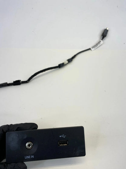 13-16 Ford Fusion Console Audio USB AUX Auxiliary Jack Socket Port DS7T14D202DC