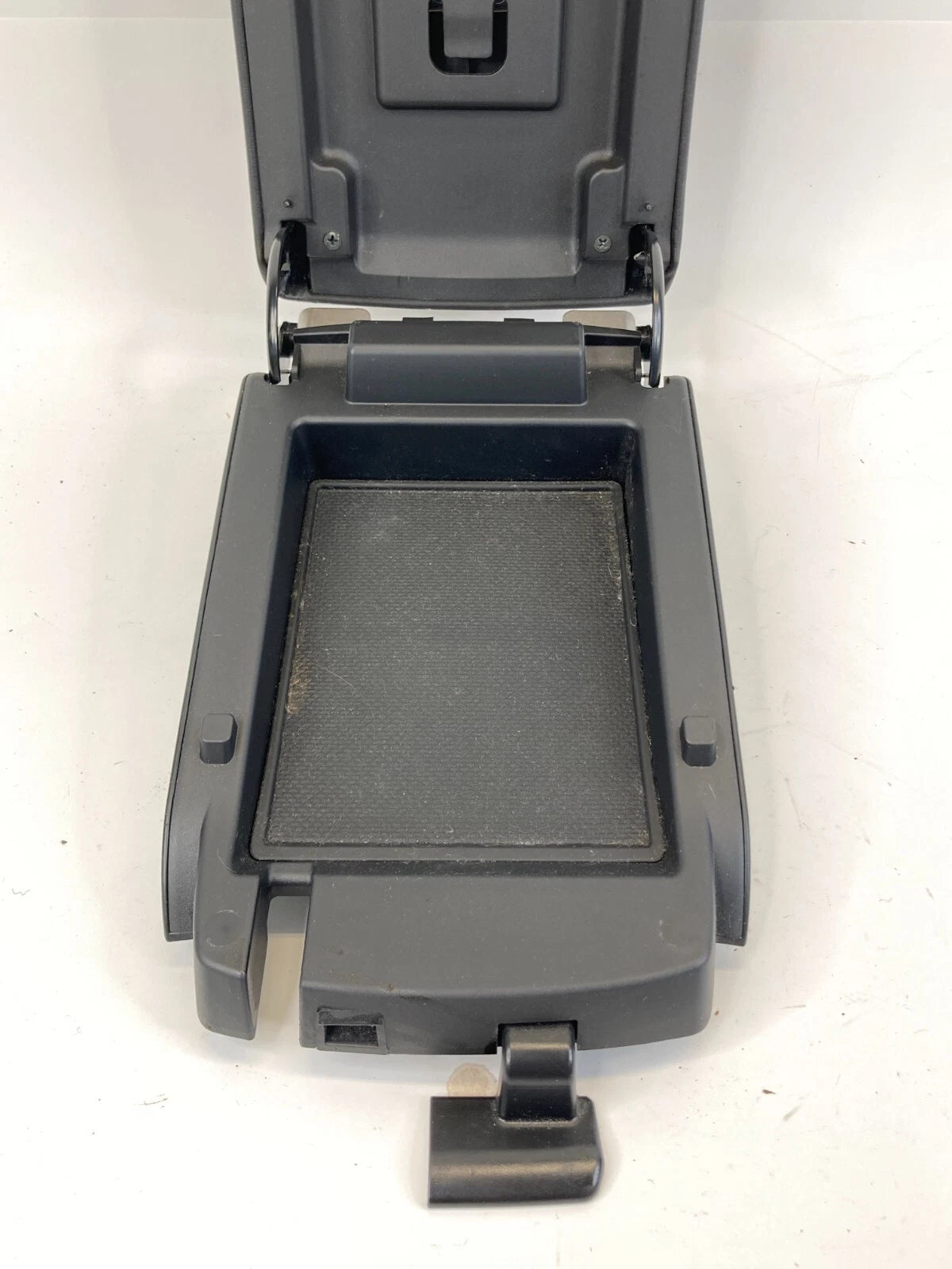 2010-2014 SUBARU LEGACY OUTBACK CENTER CONSOLE LID ARMREST ARM REST COVER OEM