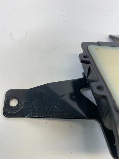 2013-2016 HYUNDAI SANTA FE RR BLIND SPOT DETECTION CONTROL MODULE 95821B8000 OEM