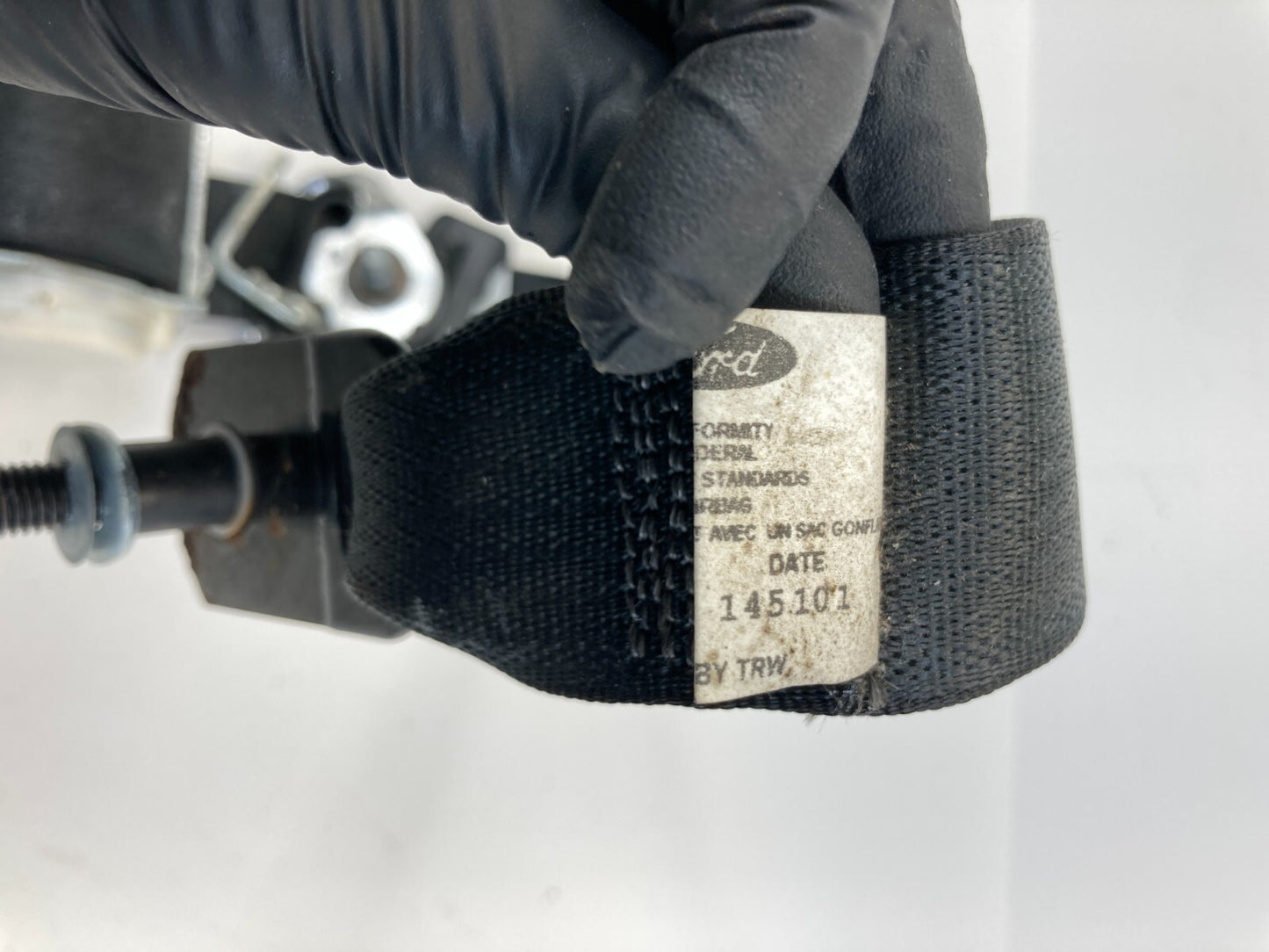 08 09 10 11 Ford Focus Sedan Front Left Driver Side Seat Belt Retractor OEM