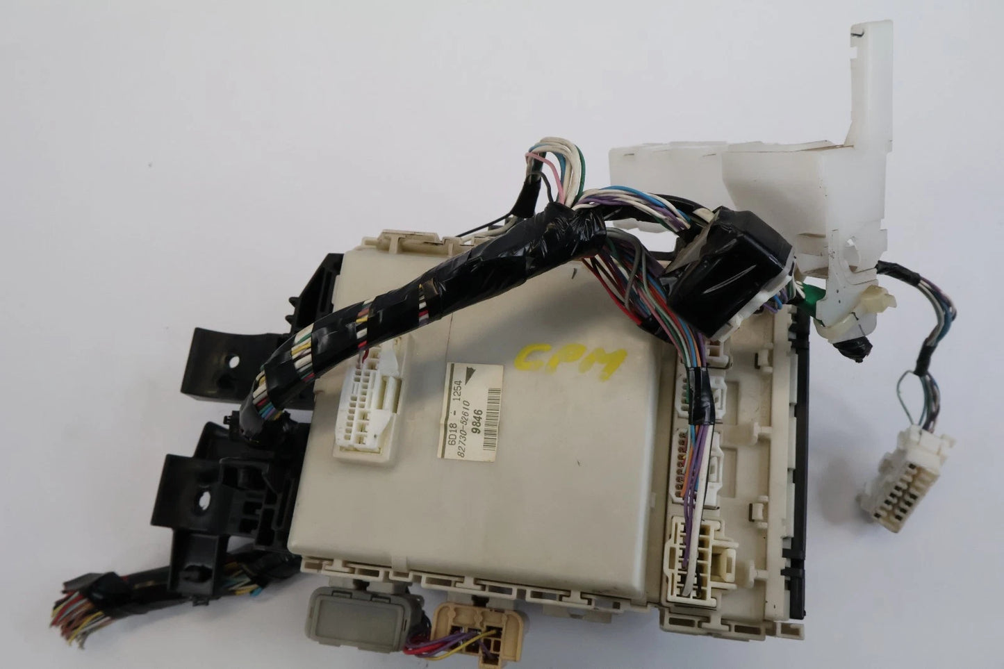 2007-2009 TOYOTA YARIS INTERIOR CABIN FUSE BOX JUNCTION BLOCK OEM 82730-52610