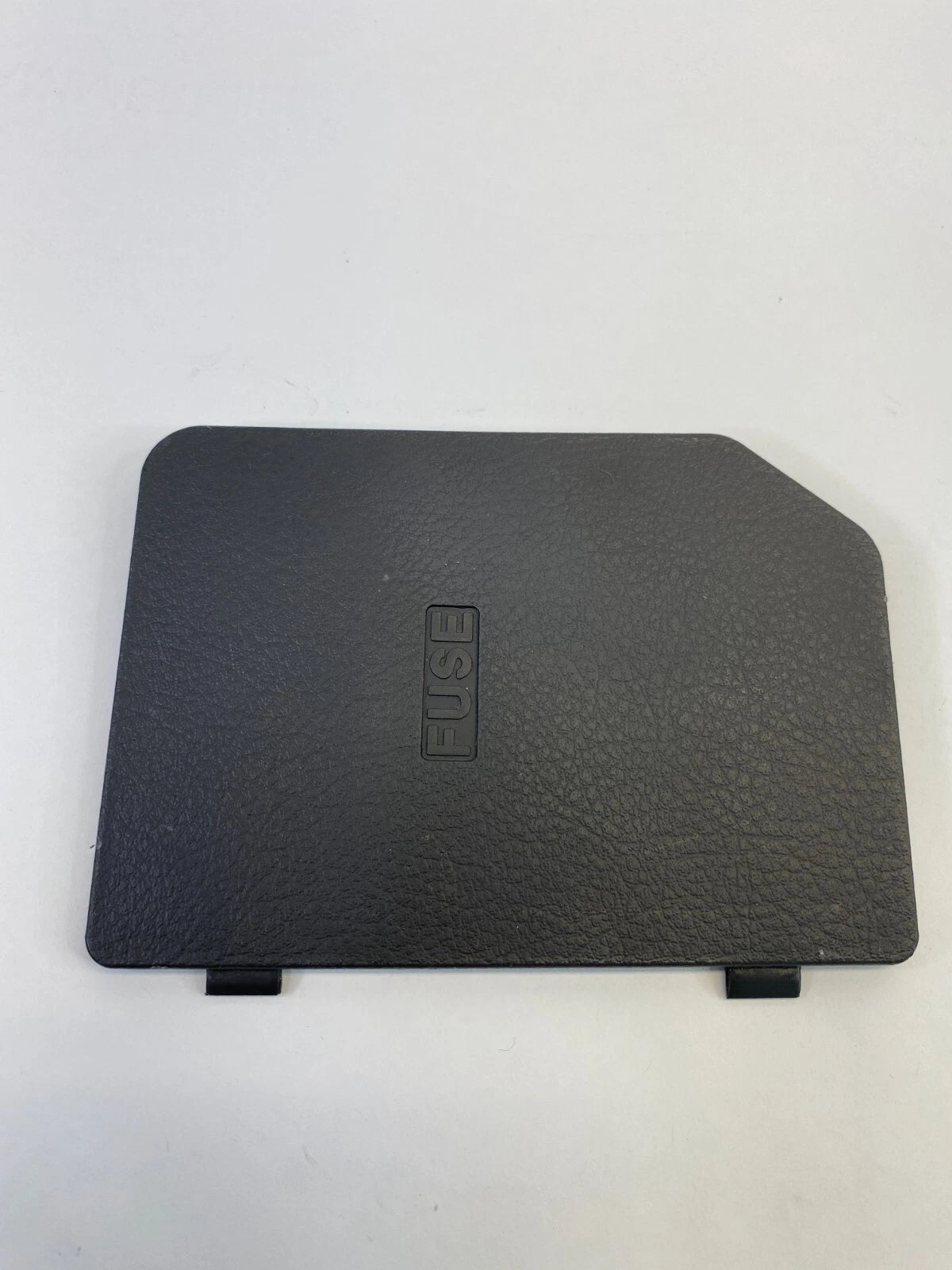 2009-2011 CHEVROLET AVEO5 DASH LEFT SIDE INNER FUSE BOX DOOR LID COVER TRIM OEM