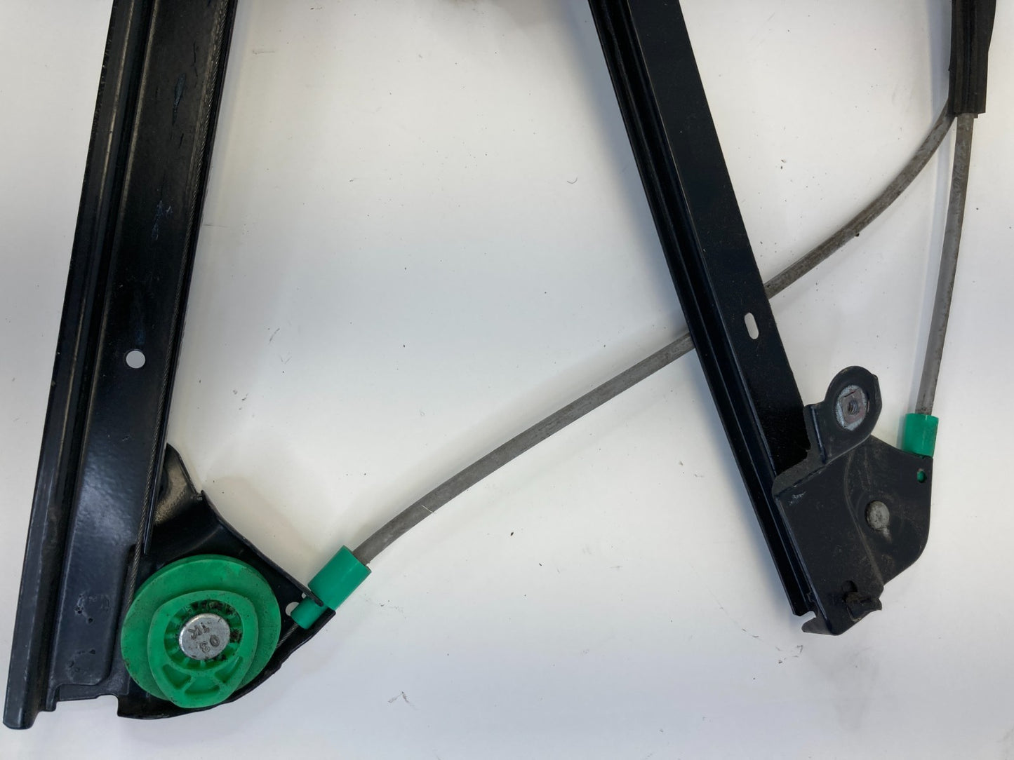 2005-2011 Cadillac STS Front Left Door Power Window Motor & Regulator 25999738