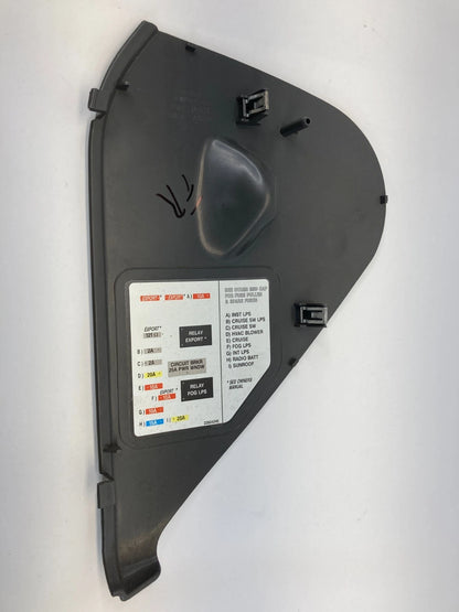 2002-2005 PONTIAC GRAND AM DASH RIGHT SIDE FUSE BOX END CAP TRIM COVER 22618850
