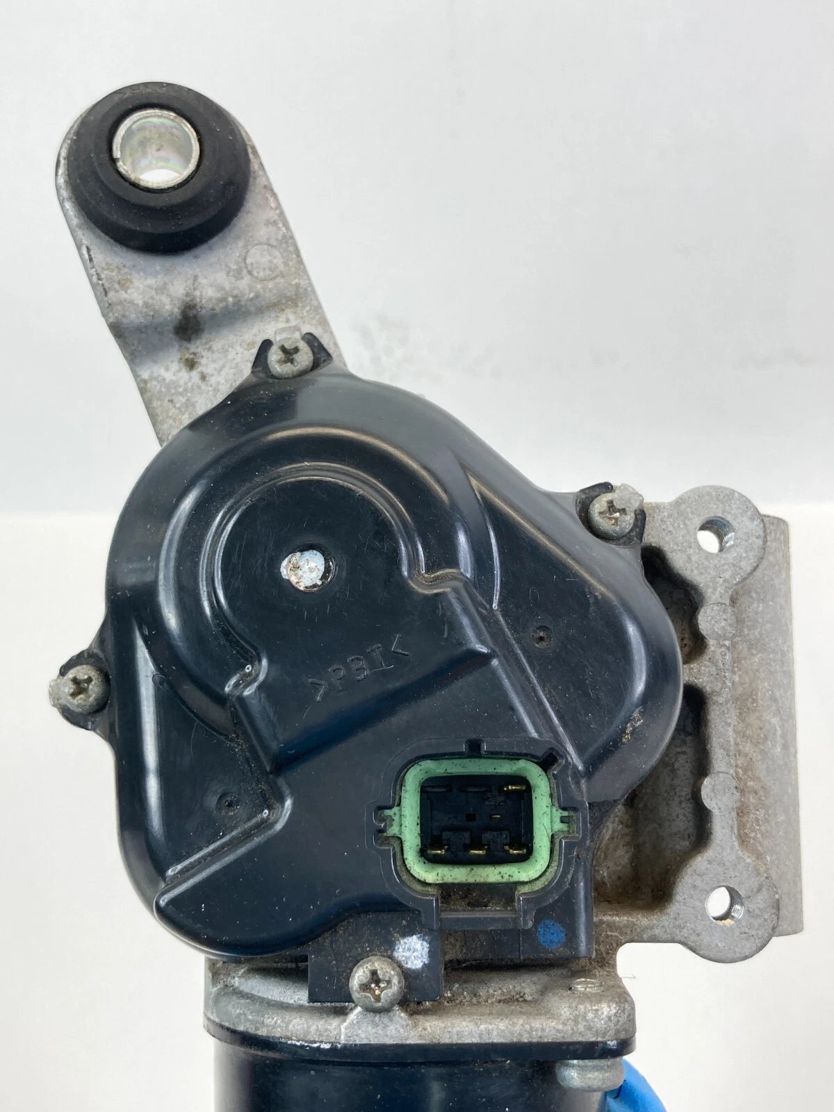 2008-2013 NISSAN ROGUE FRONT WINDSHIELD WIPER MOTOR ASSEMBLY 28810-JM00A OEM