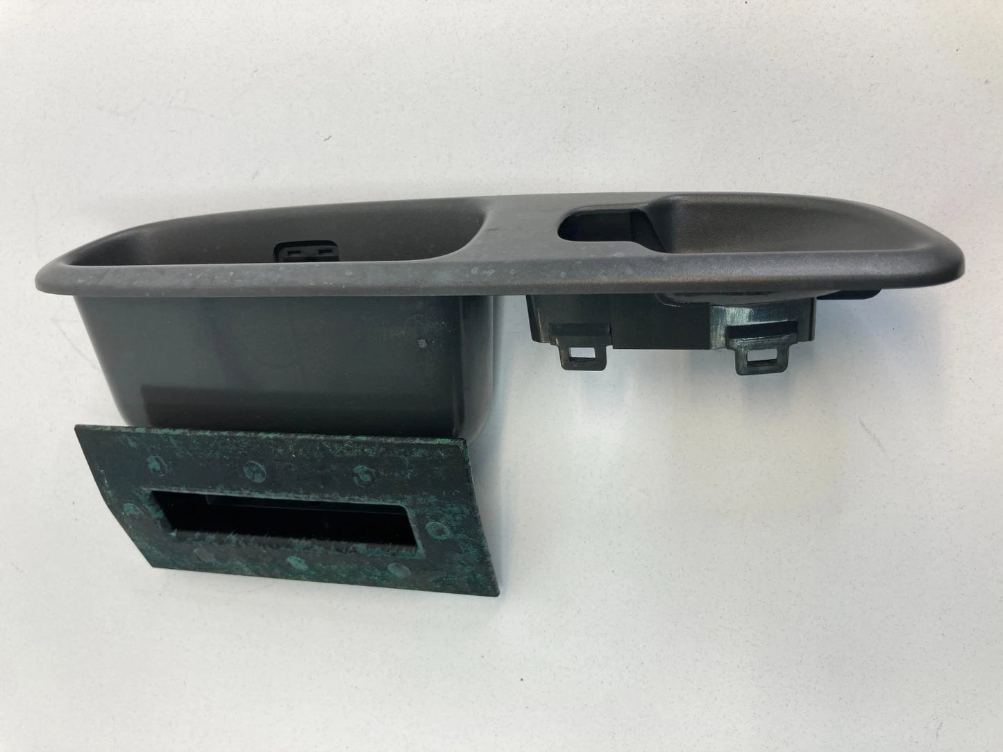 2001-2009 VOLVO S60 REAR LEFT SIDE DOOR WINDOW SWITCH BEZEL TRIM 9193301 OEM