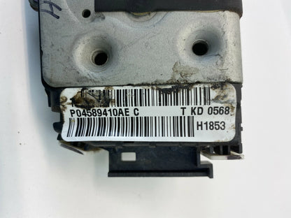 07-09 CALIBER 07-10 COMPASS PATRIOT FRONT RIGHT DOOR LOCK LATCH 04589410AE OEM