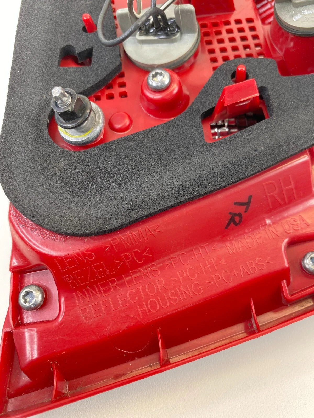 2013-2015 CHEVY MALIBU REAR RIGHT SIDE TAIL LIGHT INNER TAILLIGHT BRAKE LAMP OEM