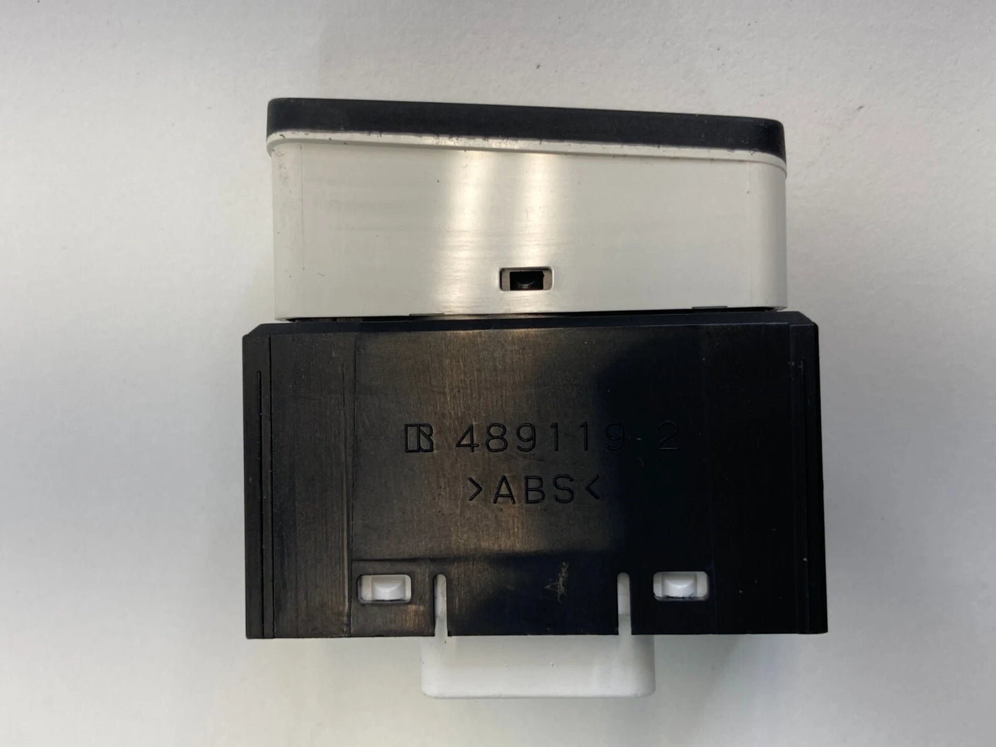 2003-2008 TOYOTA COROLLA DASH PASSENGER SWITCH INDICATOR LIGHT LAMP 6 PINS