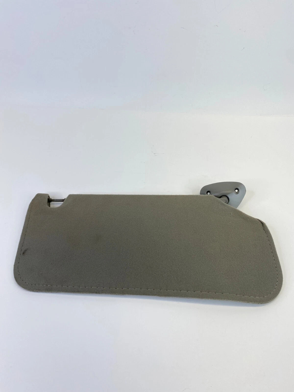 1998-2003 CHEVY S10 STANDARD CAB RIGHT PASSENGER SUNVISOR SUN VISOR SHADE CLOTH