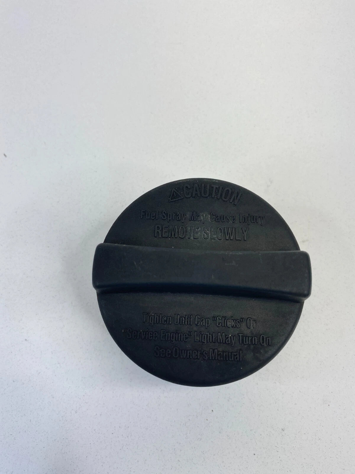2001 02 03 04 05 2006 CHRYSLER SEBRING CONVERTIBLE FUEL FILLER GAS CAP LID COVER
