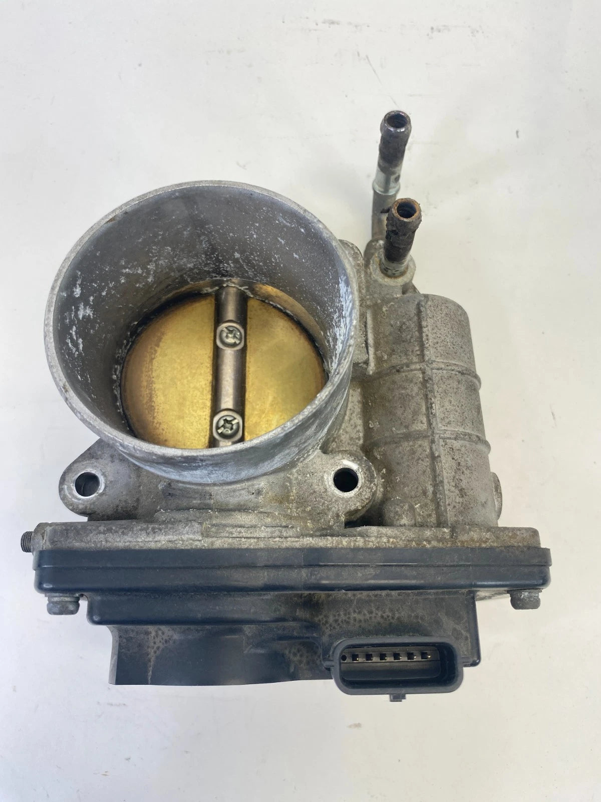 2007 2008 INFINITI G35 SEDAN RIGHT SIDE THROTTLE BODY THROTTLE VALVE SERA526-02