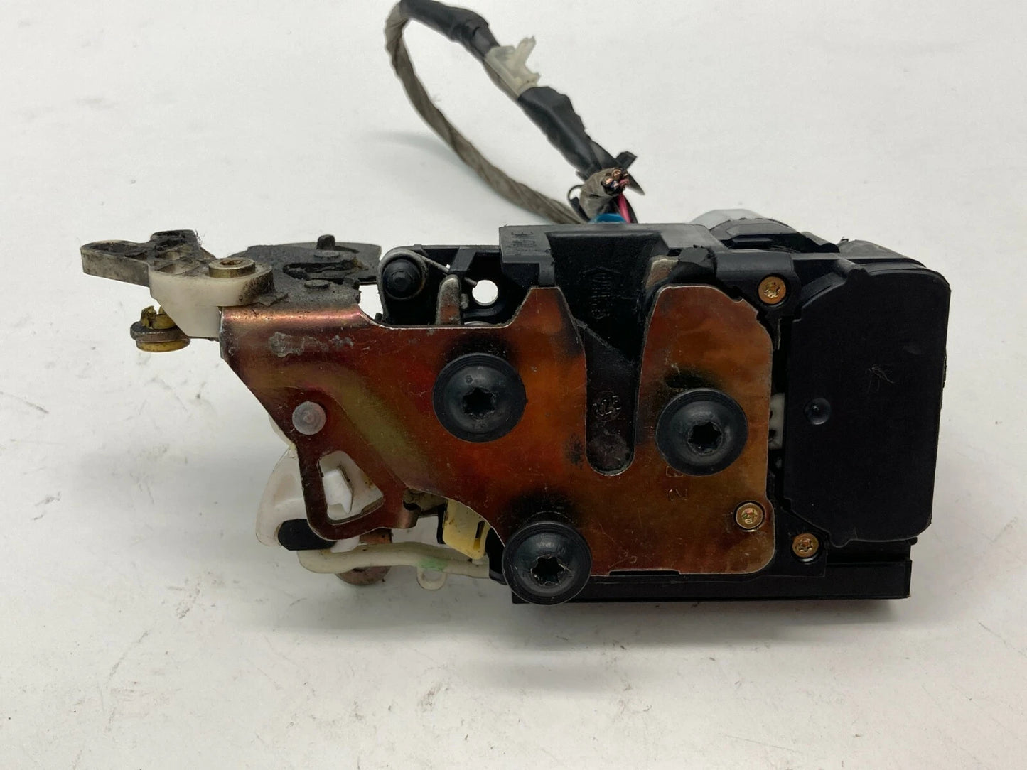 02-07 BUICK RENDEZVOUS REAR RIGHT DOOR LOCK LATCH RELEASE ACTUATOR 1-18110036