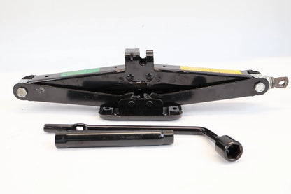 2011-2015 KIA SORENTO EMERGENCY SPARE TIRE SCISSOR JACK & TOOL LUG WRENCH OEM