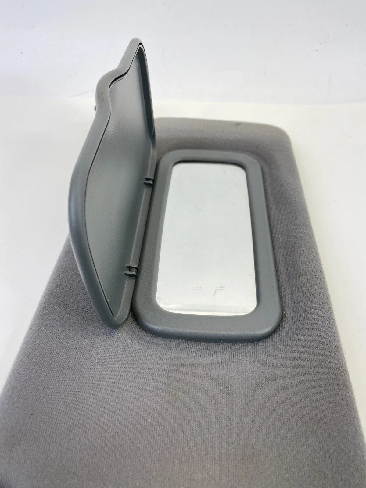 2001-2005 HONDA CIVIC ROOF RIGHT PASSENGER SIDE SUNVISOR SUN VISOR SHADE OEM