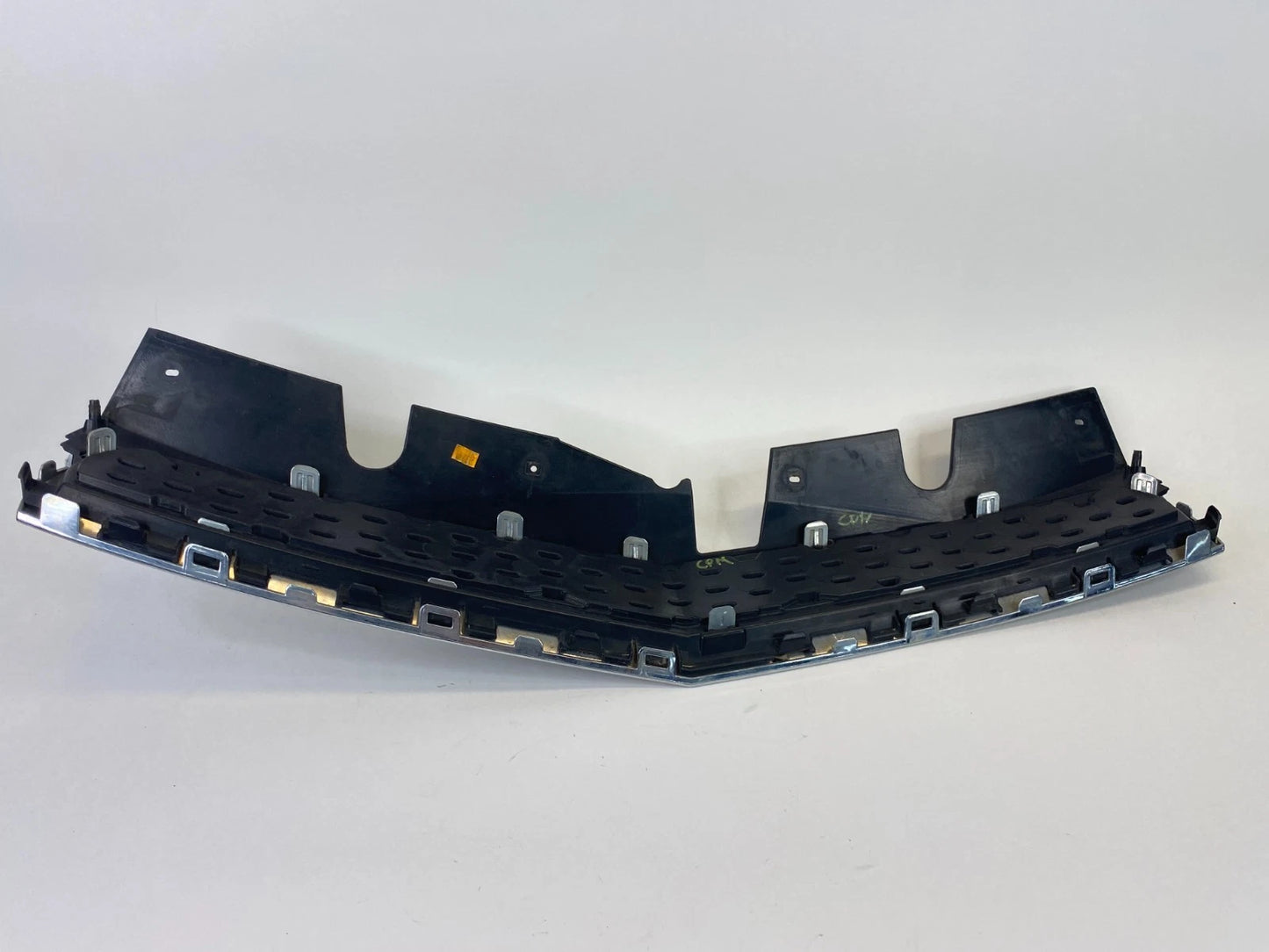 2010-2015 CHEVROLET EQUINOX FRONT UPPER CENTER RADIATOR GRILL GRILLE W/ CHROME