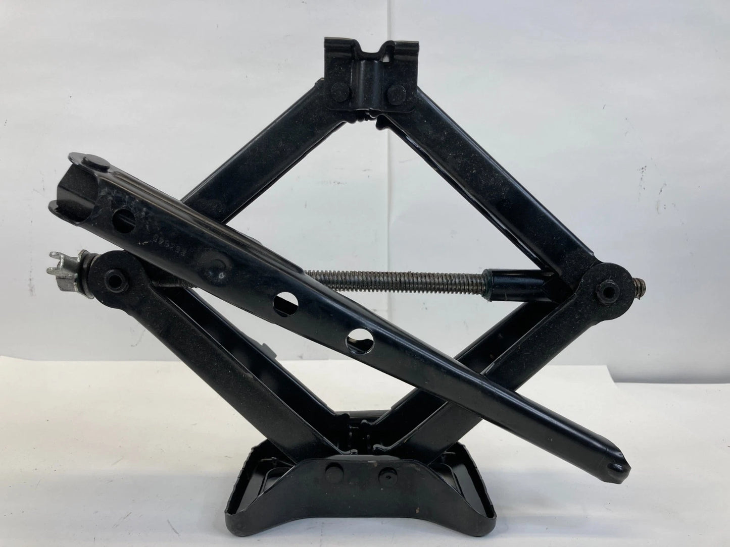 2007-17 JEEP COMPASS PATRIOT SPARE TIRE JACK LIFT TOOL KIT LUG WRENCH 05105920AA