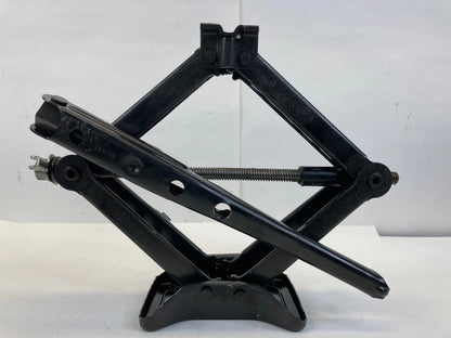 2007-17 JEEP COMPASS PATRIOT SPARE TIRE JACK LIFT TOOL KIT LUG WRENCH 05105920AA