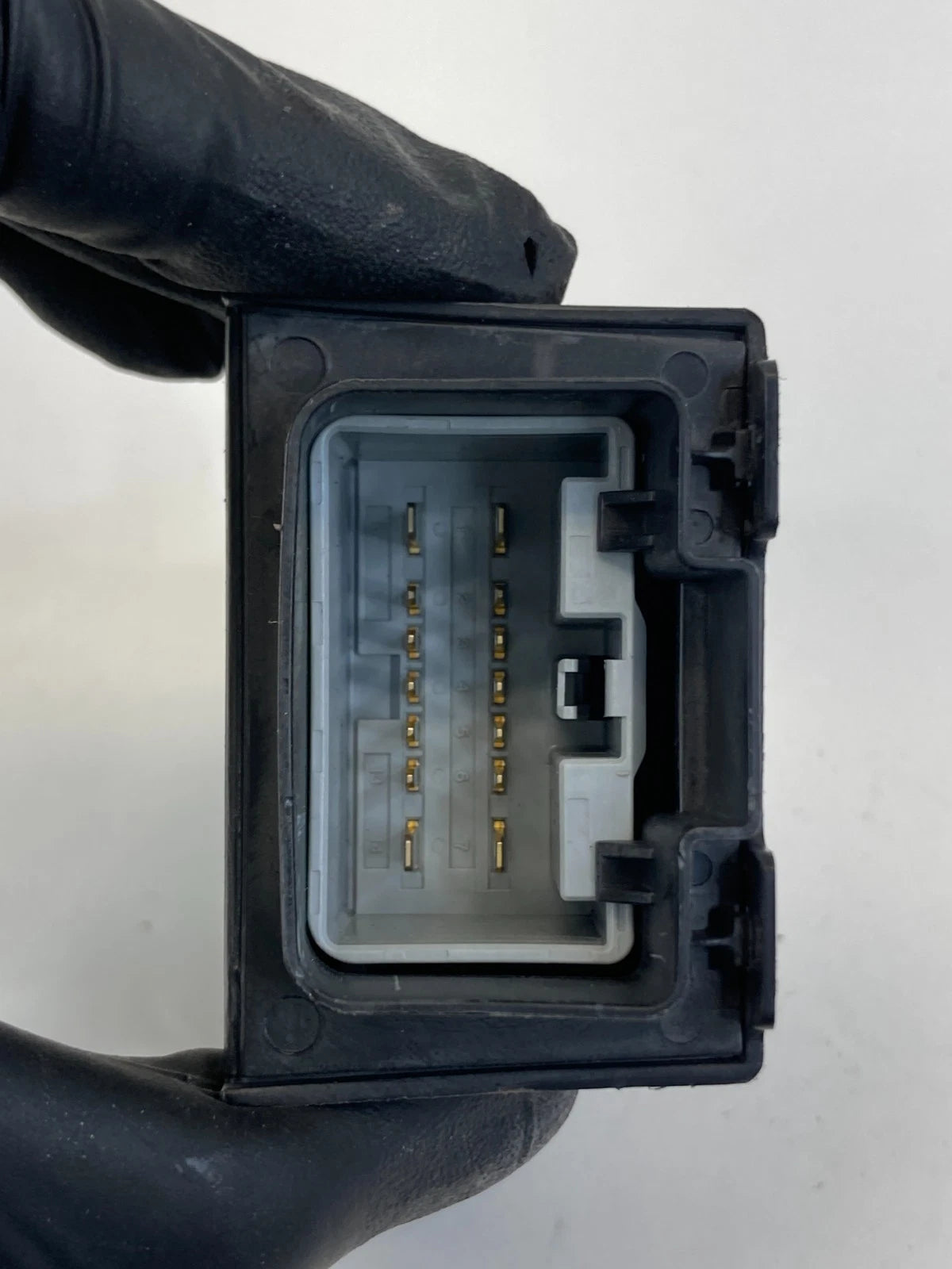 2013-2019 Ford Taurus Heated Steering Wheel Control Module DU5T-3F856-AB OEM