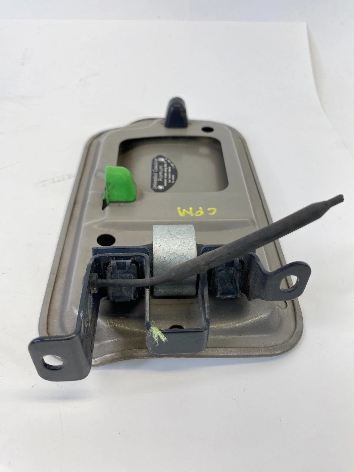 2000-2006 BMW X5 REAR QUARTER PANEL GAS TANK FILLER FLAP DOOR COVER OEM