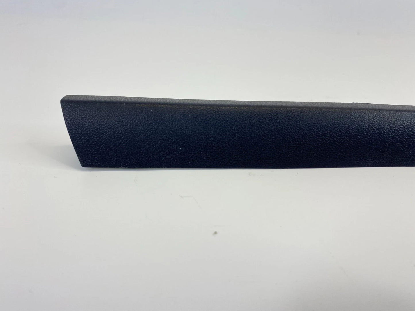 2010-2014 HONDA INSIGHT FRONT RIGHT SIDE DOOR ORNAMENT PANEL TRIM MOLDING OEM