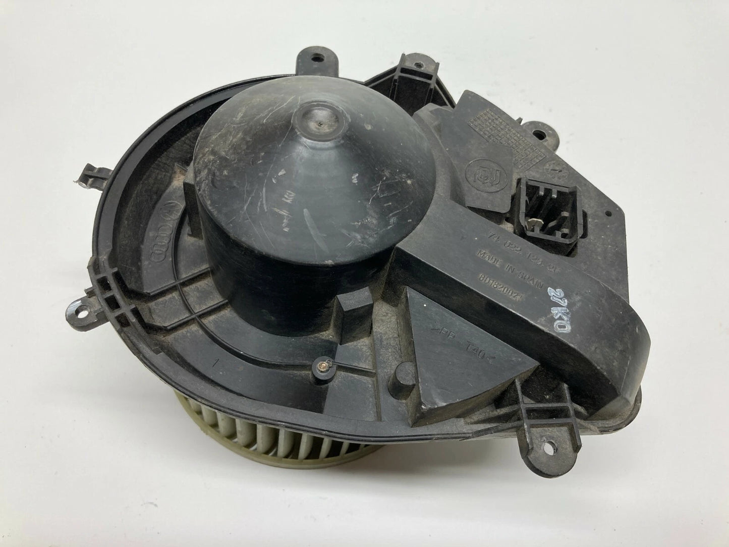 97 98 99 00 01 02 AUDI A4 A4 QUATTRO S4 AC A/C HEATER BLOWER MOTOR 8D1820021 OEM