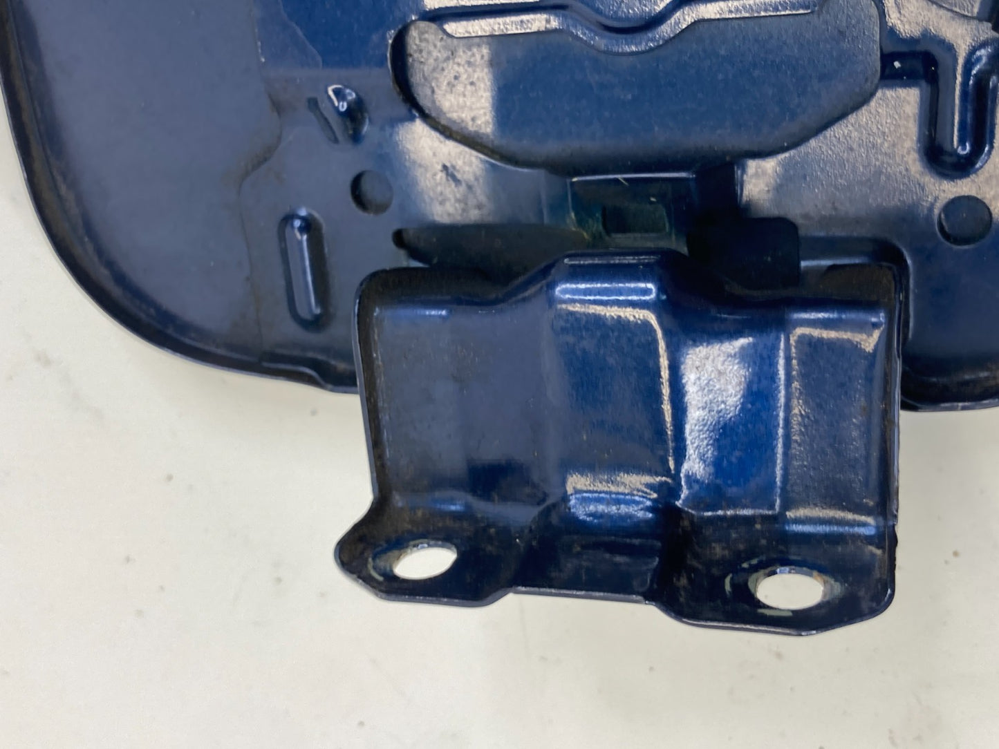 2001-2005 Honda Civic SEDAN Gas Tank Fuel Filler Door Lid Cover Assembly Blue