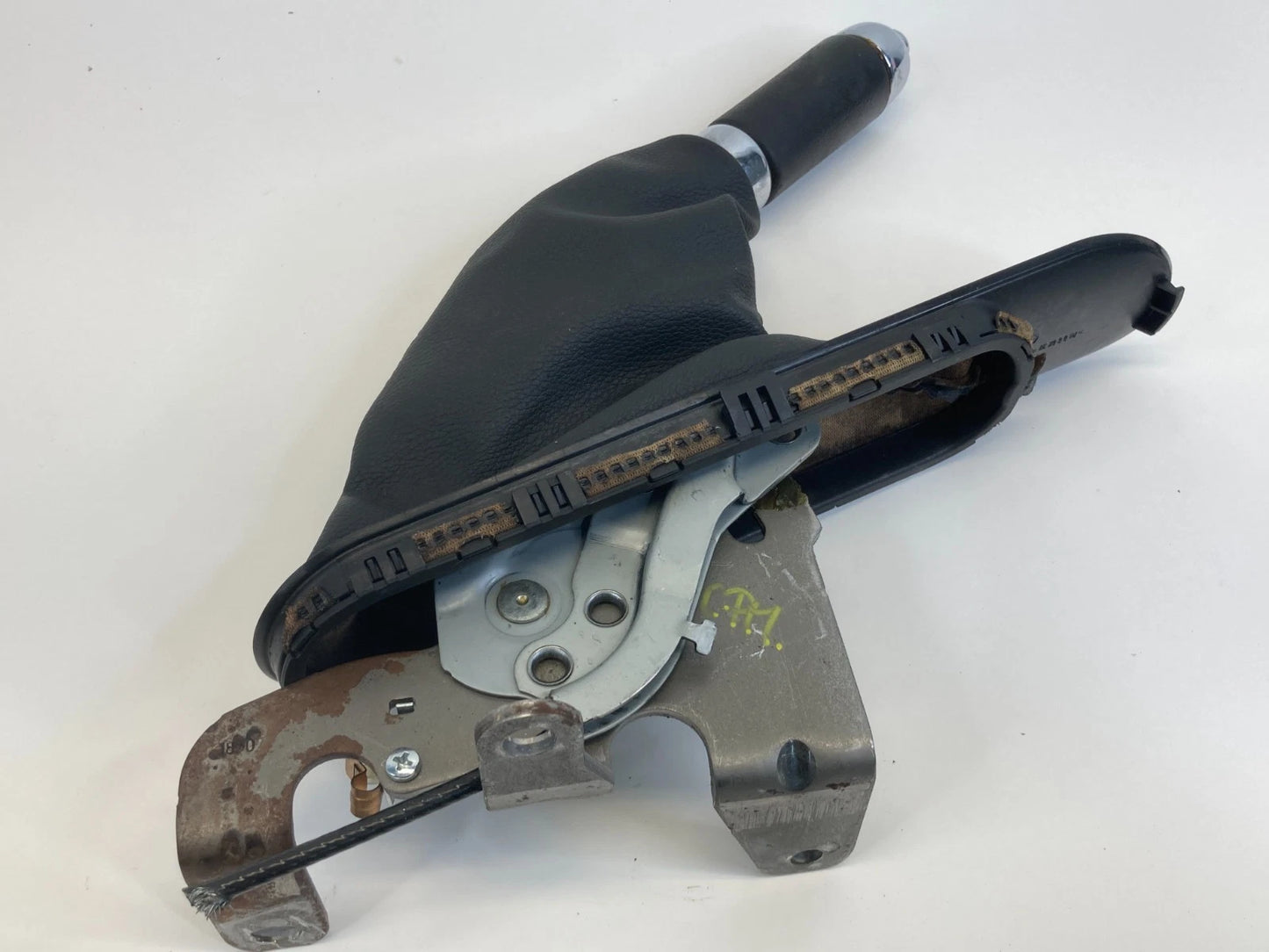 2007-2015 MINI COOPER EMERGENCY PARKING BRAKE HANDLE BOOT ASSEMBLY OEM