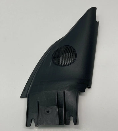 2002-2005 VOLKSWAGEN PASSAT FRONT RIGHT SIDE MIRROR CORNER COVER TRIM 3B0837994