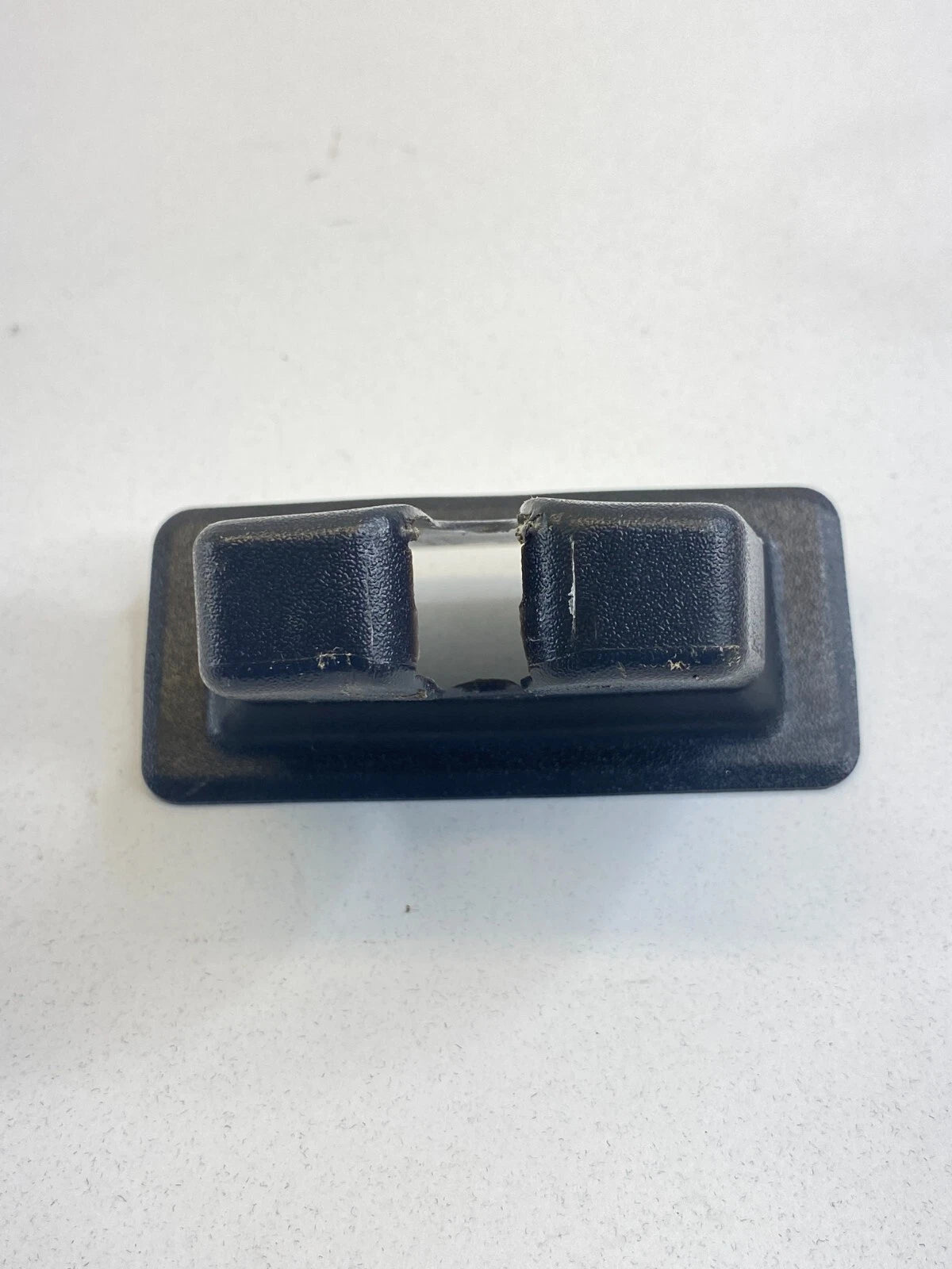2011-2019 CHEVROLET CRUZE SEDAN REAR TRUNK LID LATCH COVER TRIM 13501990 OEM