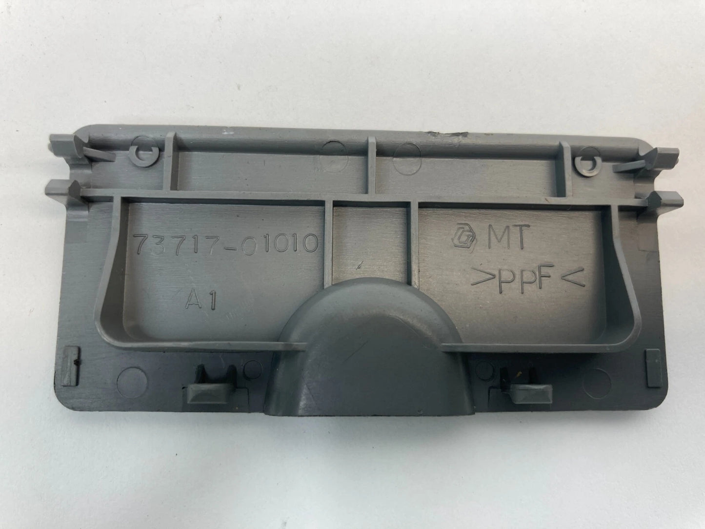 09 10 11 12 13 TOYOTA MATRIX HATCHBACK CHILD ANCHOR SEAT COVER TRIM 73717-01010