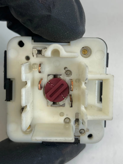 2001-2005 PONTIAC GRAND AM FRONT RIGHT SIDE DOOR LOCK CONTROL SWITCH 22624806