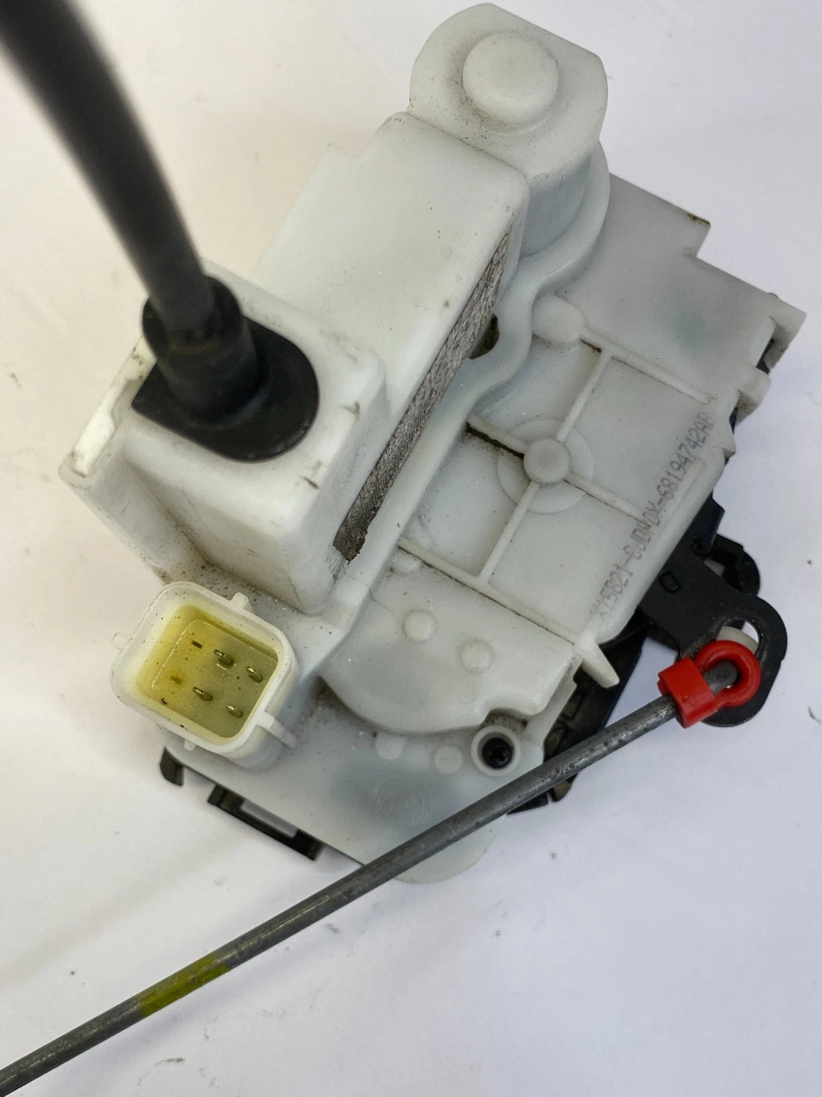 12-19 FIAT 500 FRONT RIGHT PASSENGER SIDE DOOR LATCH MECHANISM 68194742AB OEM