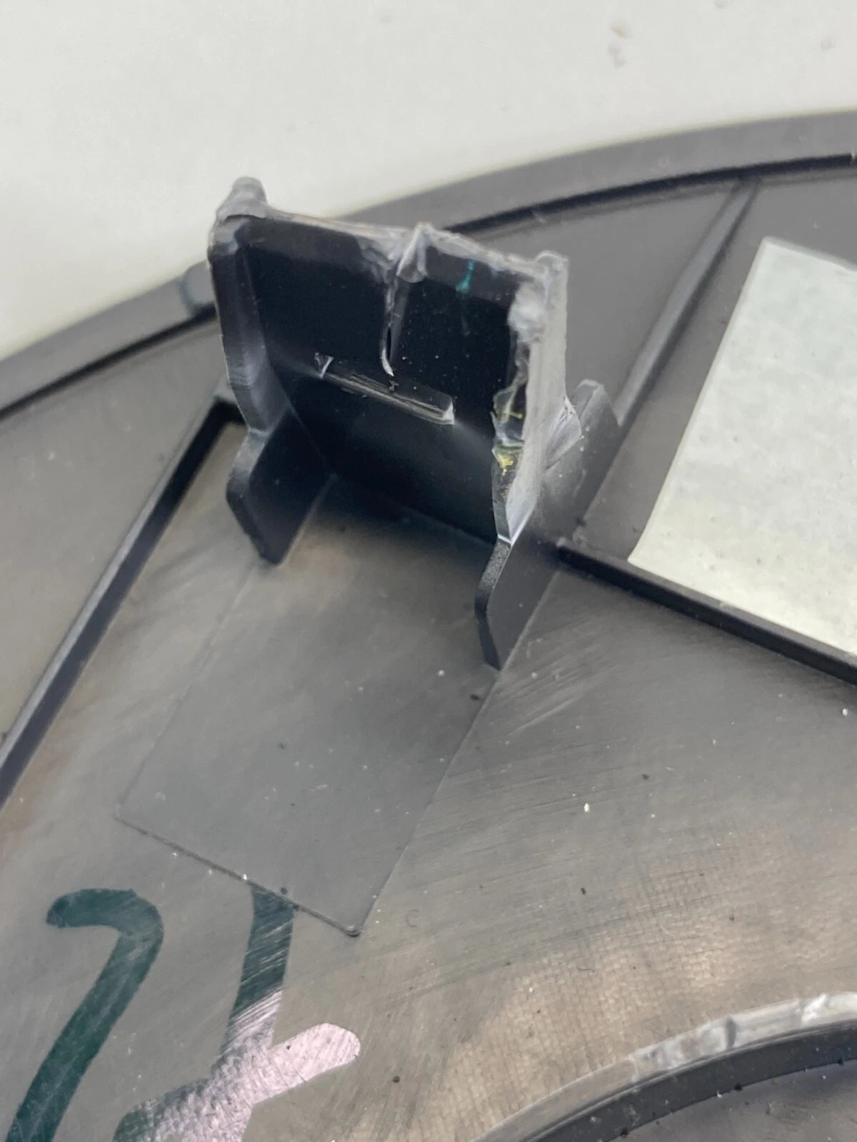 2011-2014 HYUNDAI SONATA DASH LEFT SIDE SPEAKER COVER TRIM BEZEL 84725-3S100 OEM