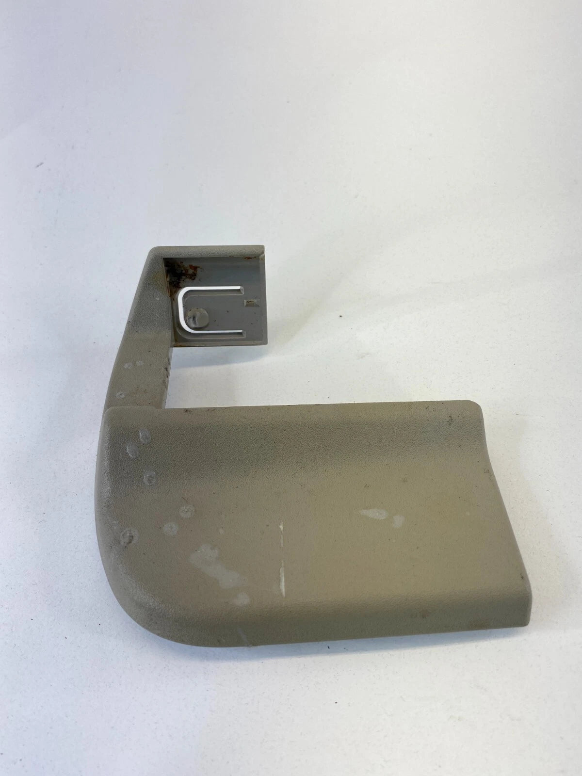 2004-2011 VOLVO S40 FRONT LEFT DRIVER SIDE SEAT RAIL BOLT CAP COVER TRIM OEM