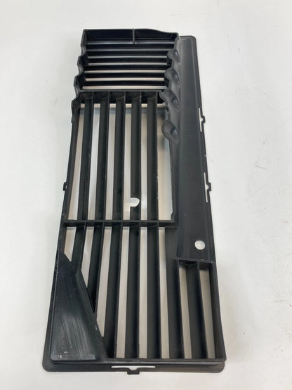 2014-2018 VOLKSWAGEN JETTA 1.8L L4 A/T AIR FILTER HOUSING INSERT GRILLE 0113946A